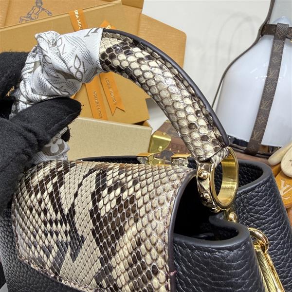 2026120164254537 820